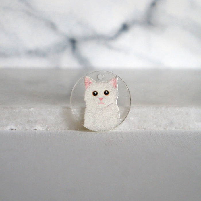 White with Amber Eyes Cat Charm